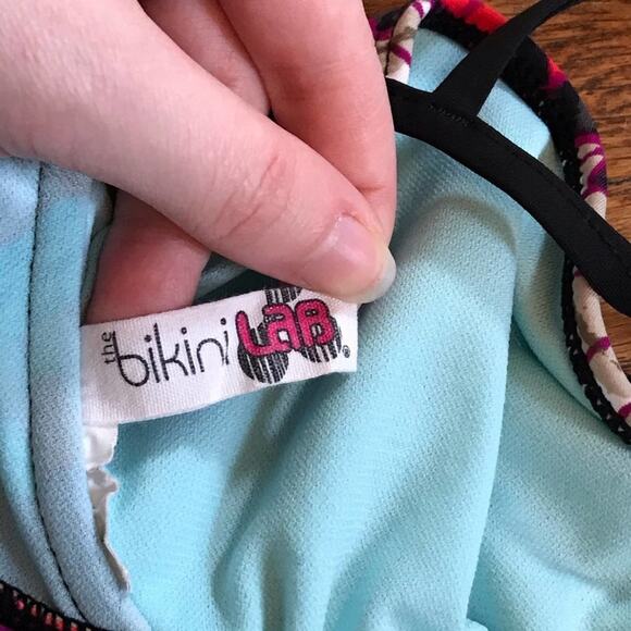 The Bikini Lab L bikin checker abstract pattern red black blue beach summer - Picture 10 of 10